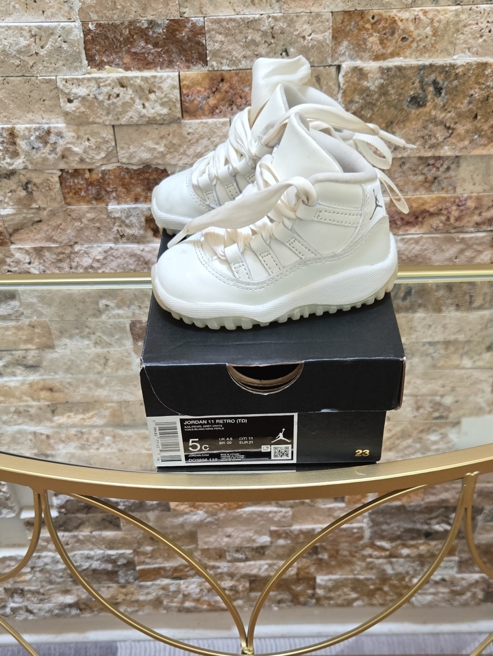 Air Jordan Kids' White High-Top Boots